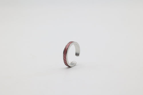 Bague réglable en acier inoxydable avec du cuir marin couleur rose poudré roxane atelier