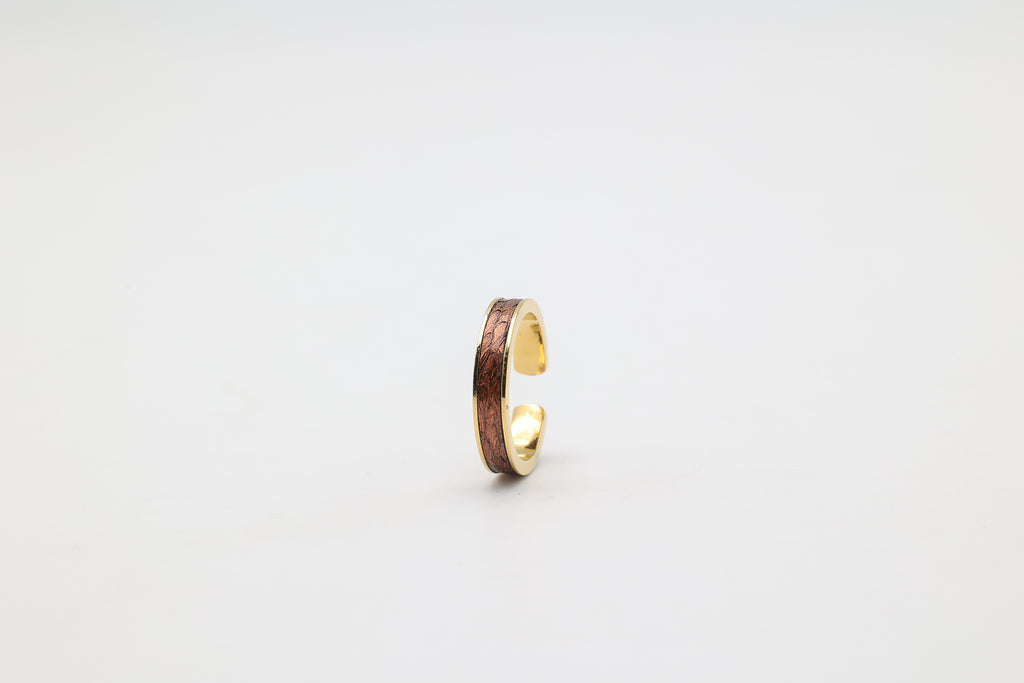 Bague réglable en acier inoxydable plaqué or avec du cuir marin couleur cuivre roxane atelier