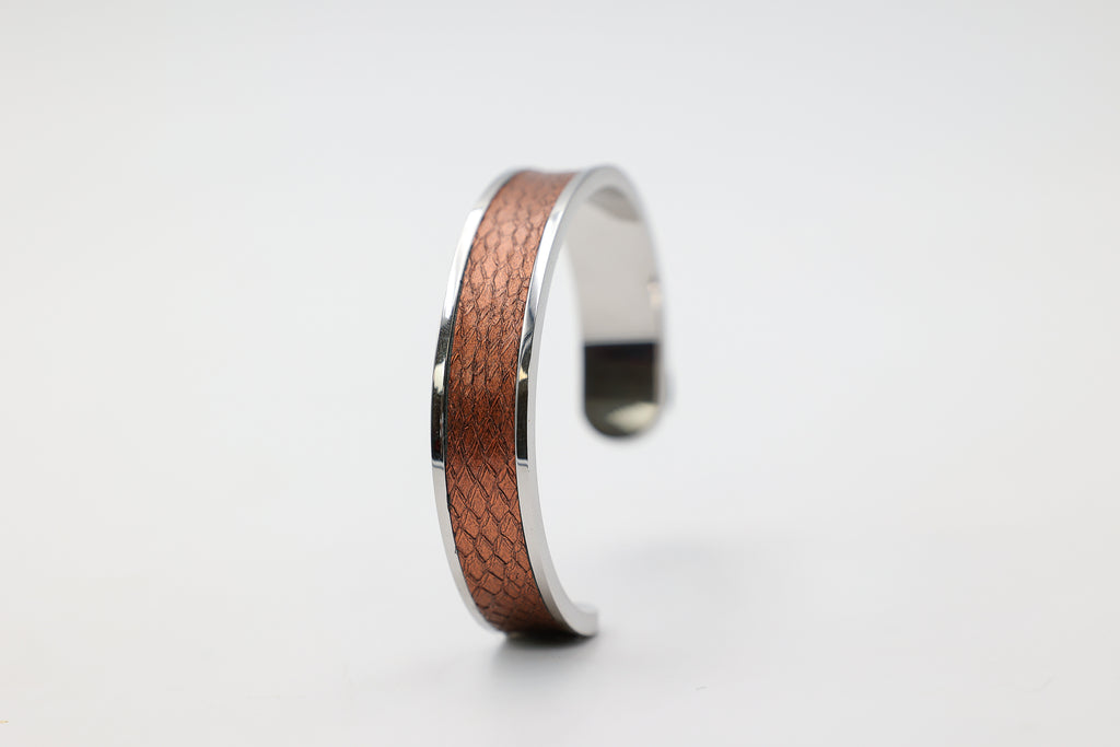 Bracelet réglable large en acier inoxydable avec du cuir marin couleur cuivre roxane atelier
